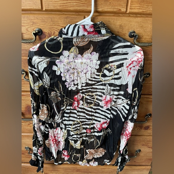 Throw over sheer top - Picture 2 of 3